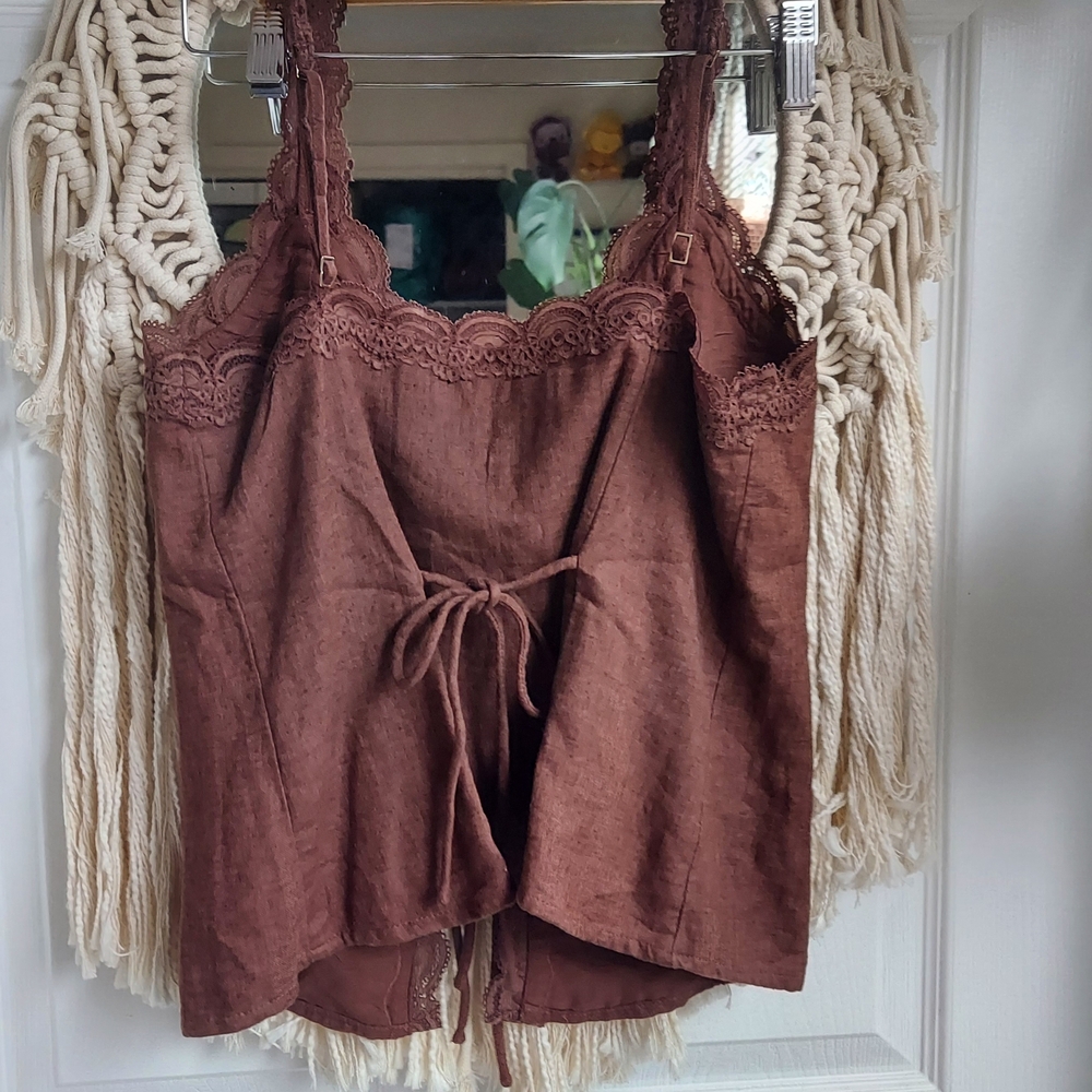 Abercrombie & Fitch Brown Lace-Trim Tie-Front Tank - Picture 4 of 6